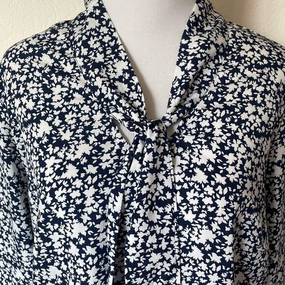 Antilia Femme Blue Summer Oversized Floral Elbow Sleeve Blouse Large - Picture 3 of 10